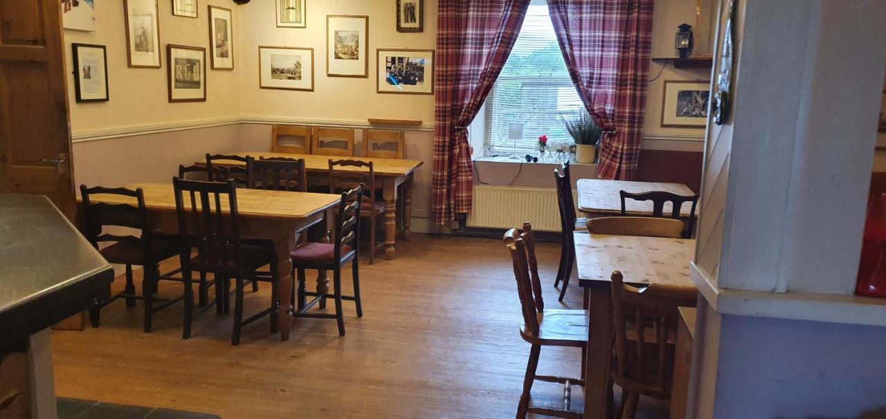 Red Lion Hotel Ystrad Meurig Buitenkant foto