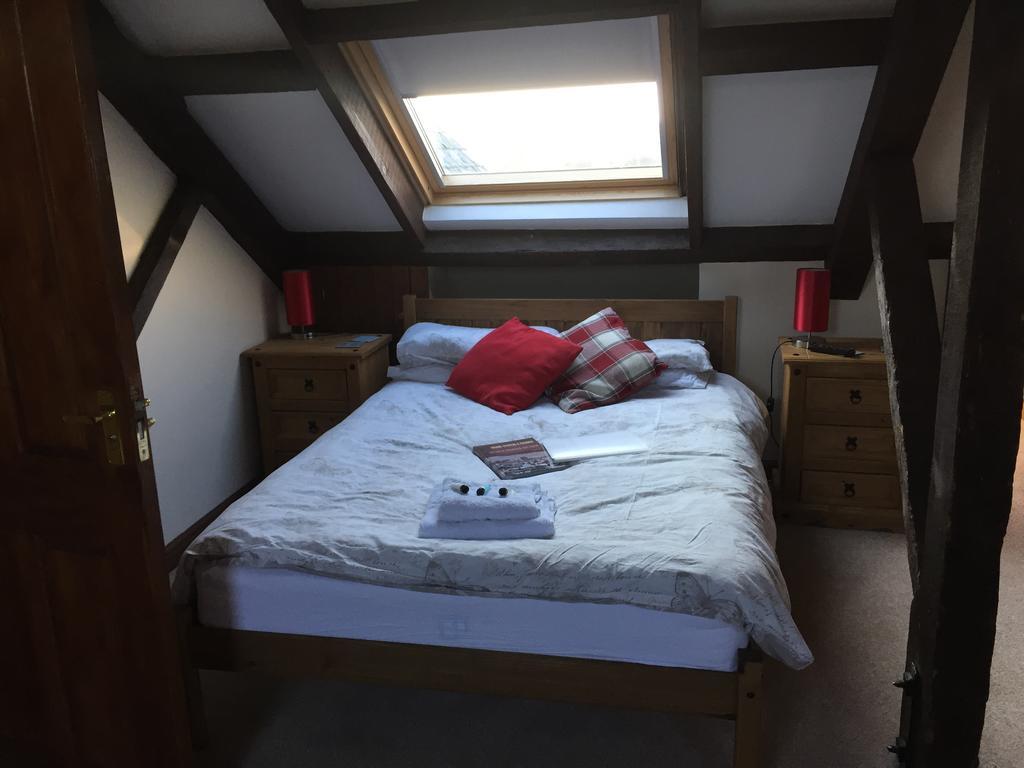 Red Lion Hotel Ystrad Meurig Buitenkant foto